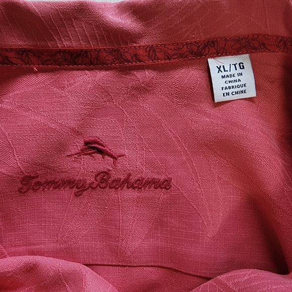 Tommy Bahama Silk Tropical Hawaiian Button Down Short Sleeve Shirt - XL - Picture 8 of 8